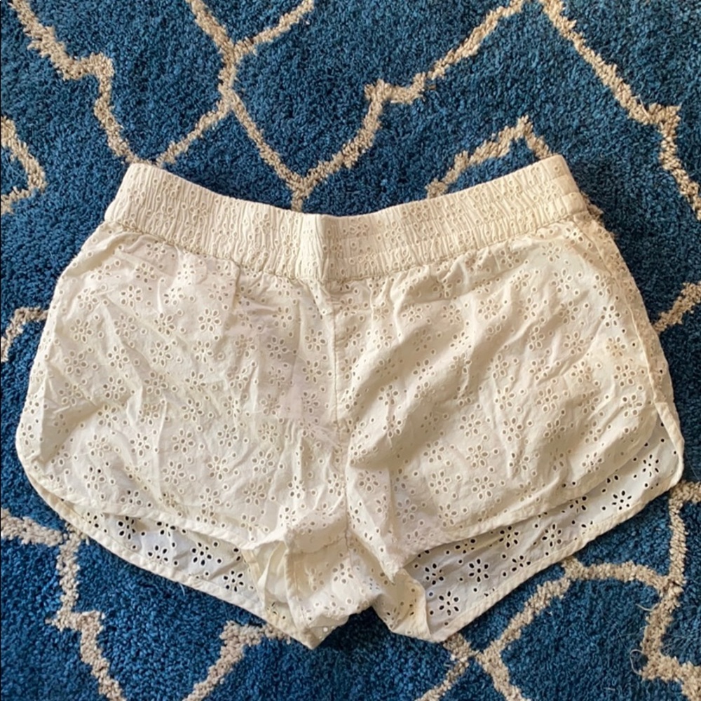 Aerie white patterned shorts